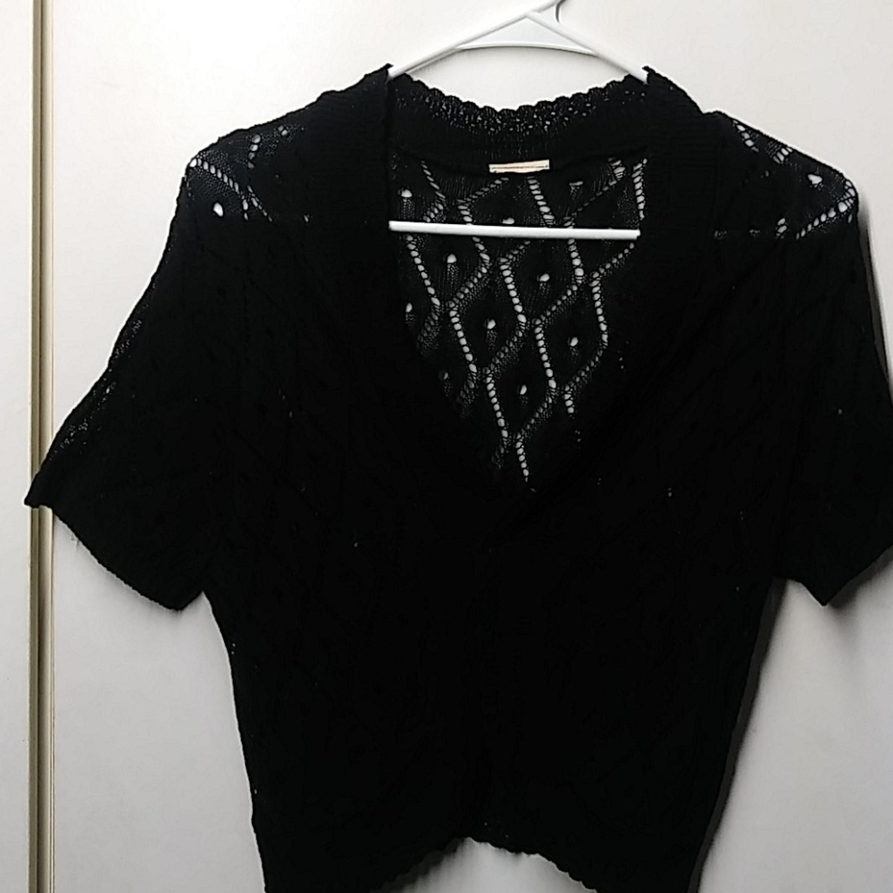 Women's medium knitted Black Shrug.